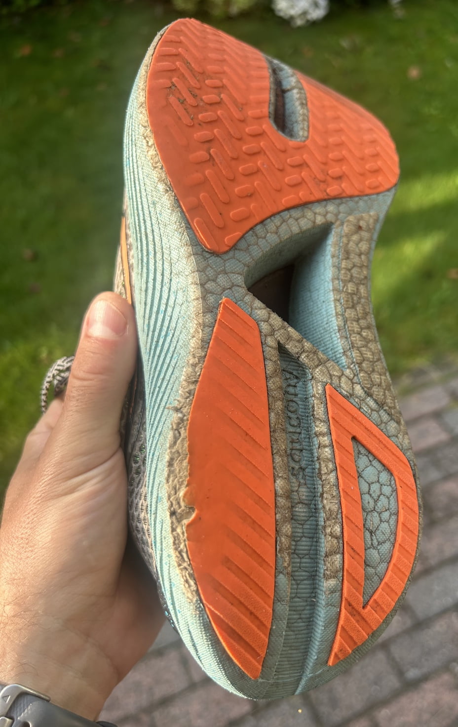 De Saucony Endorphin Pro 3, kun je met super schoenen echt maar een paar 100 kilometer lopen?
